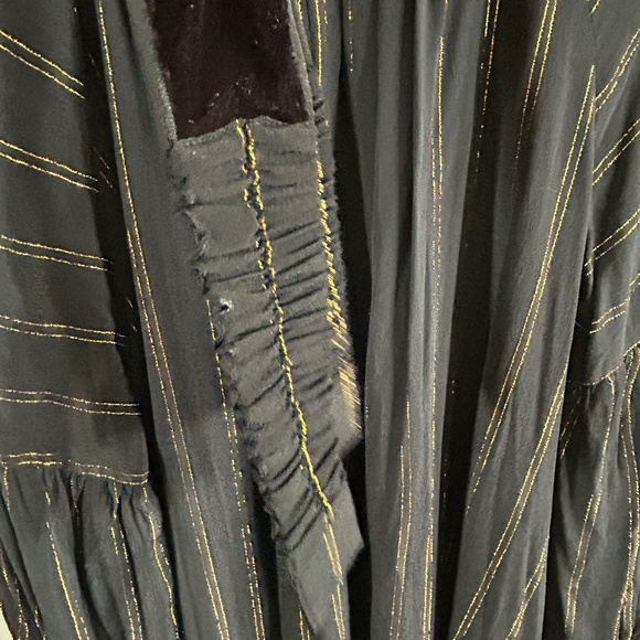 NE QUITTEZ PAS Dress Black Metallic Long sleeve Belted womens Medium New - Picture 8 of 9